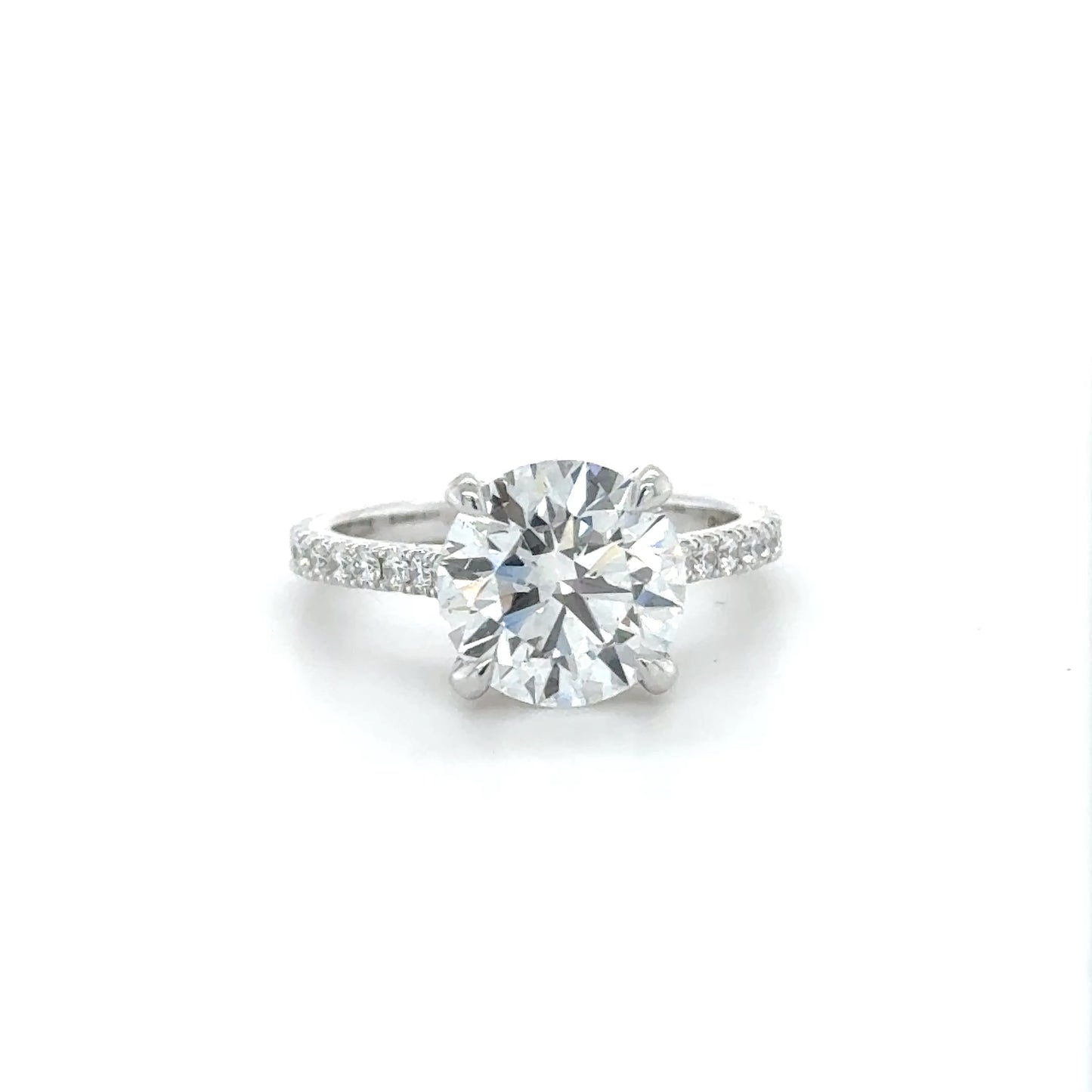 Classic Diamond Engagement Ring with Basket Diamond